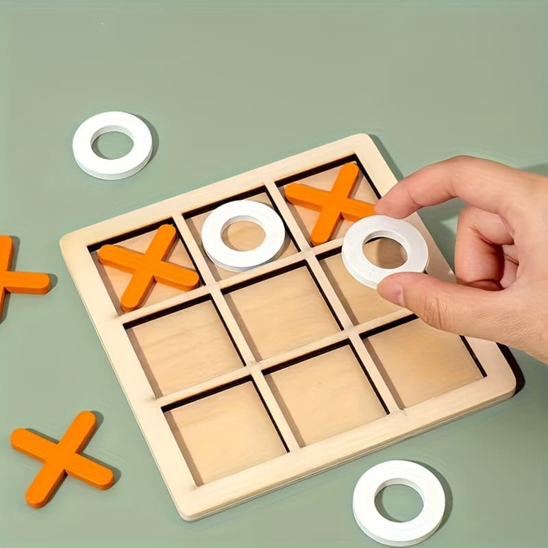 Wooden Tic-tac-toe game for Kids - Mini Travel Board Set - Educational puzzle toy for children ages 3-6
