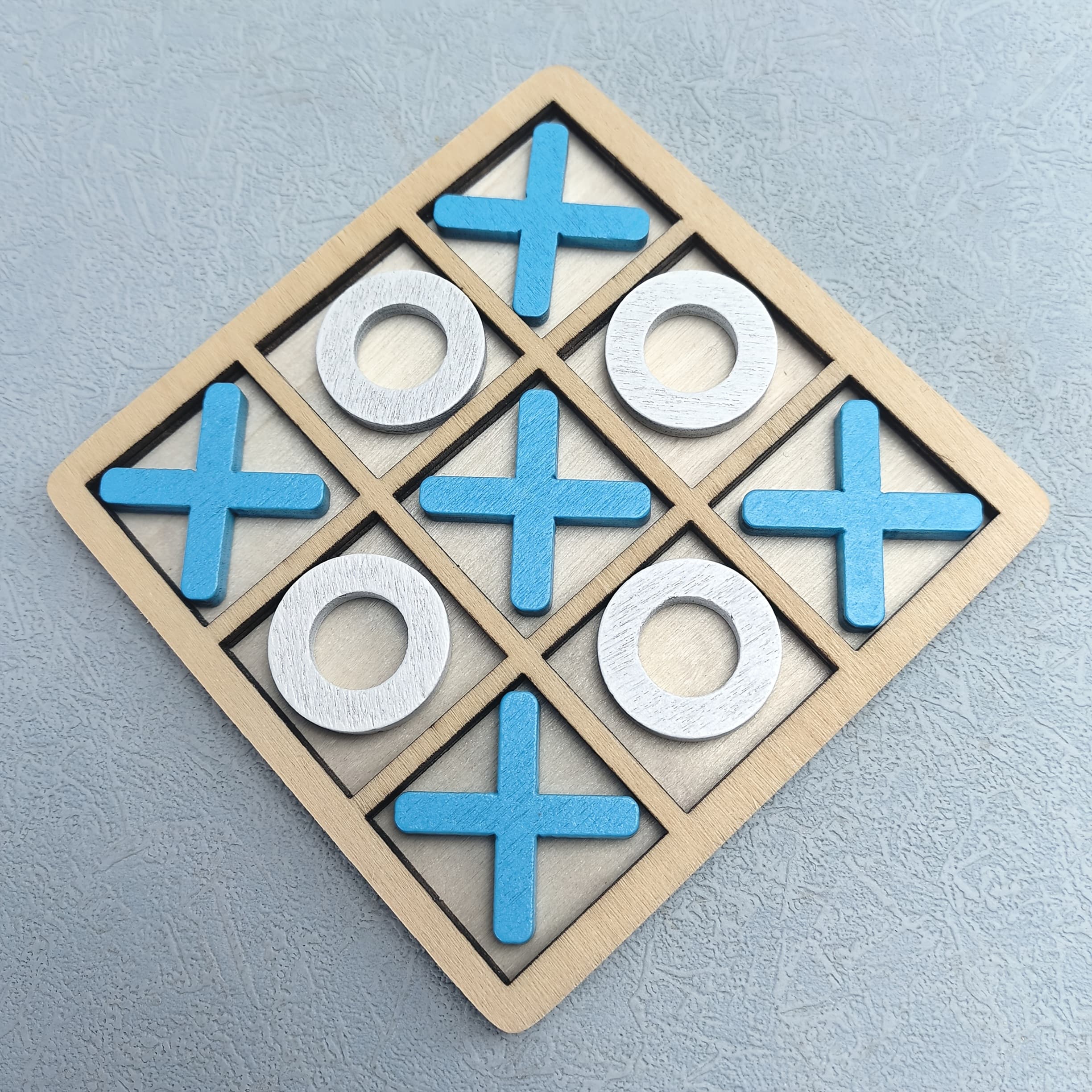 Wooden XO Tic Tac Toe Game - 3-Player Strategy Board Game for Family & Adults, Interactive XO Logic Thinking Training Toy, Classic Yin-Yang Connection, Educational Playset